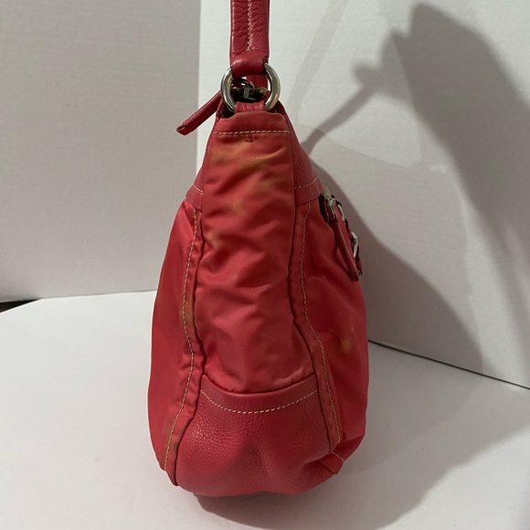 Prada Pink Tote - Picture 4 of 10